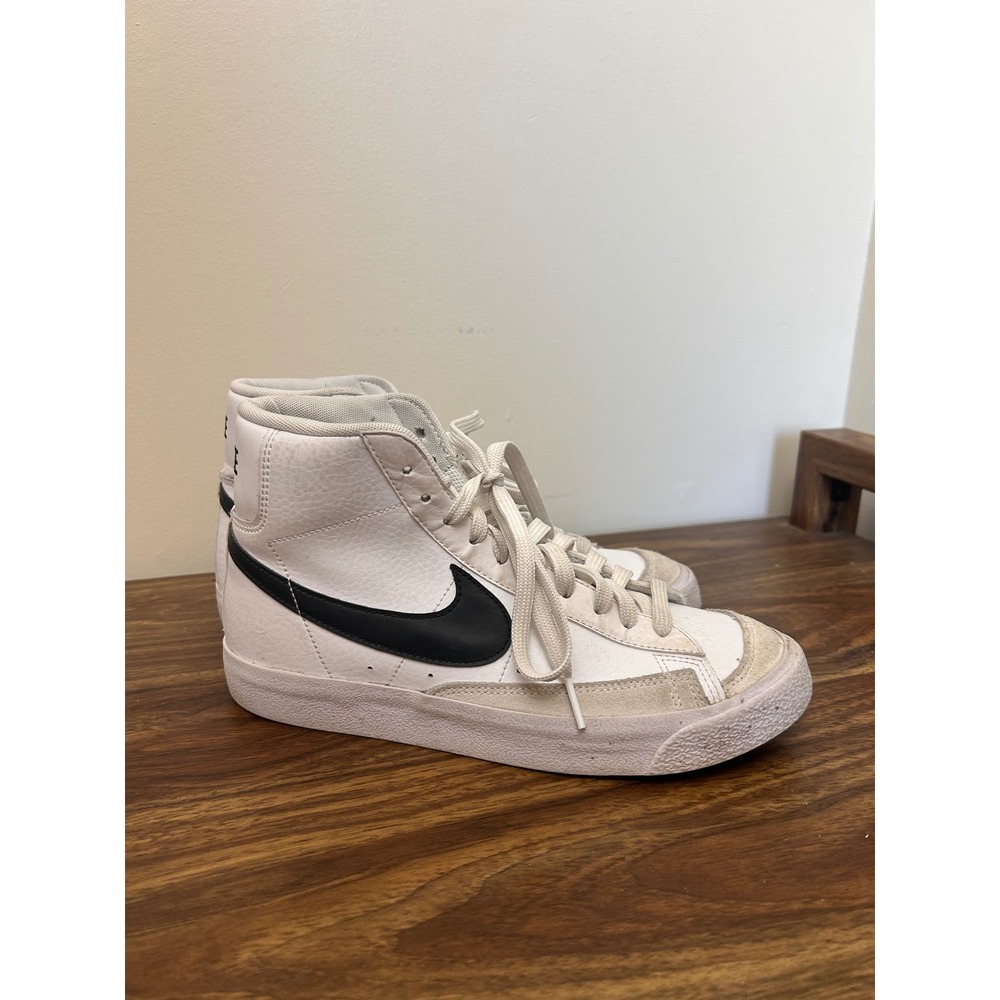 Nike Blazer Mid 77 GS White Black High Top Sneakers DA4086-100 Kids Size 7Y